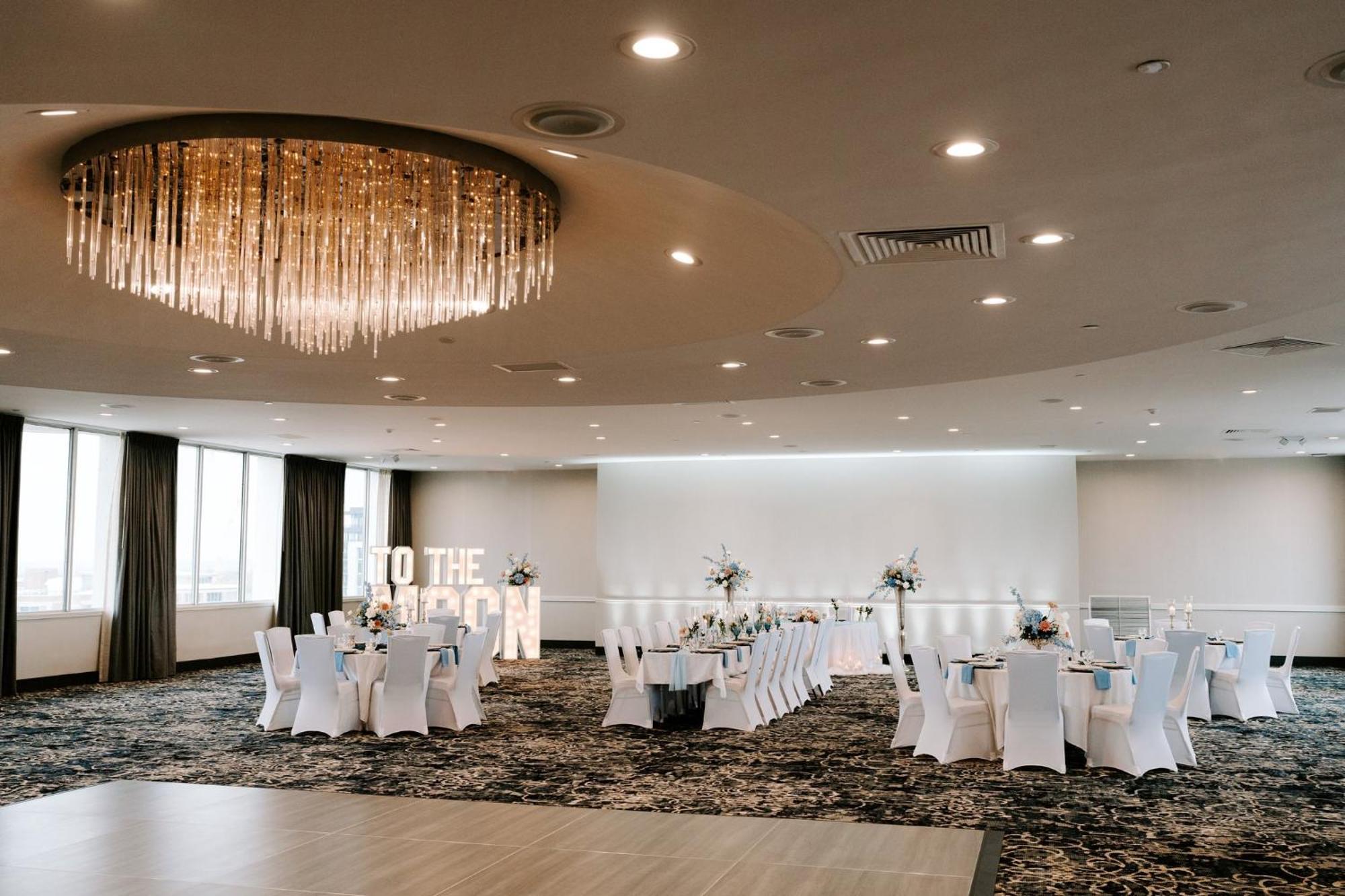 Holiday Inn Sioux Falls-City Center By Ihg Exteriör bild