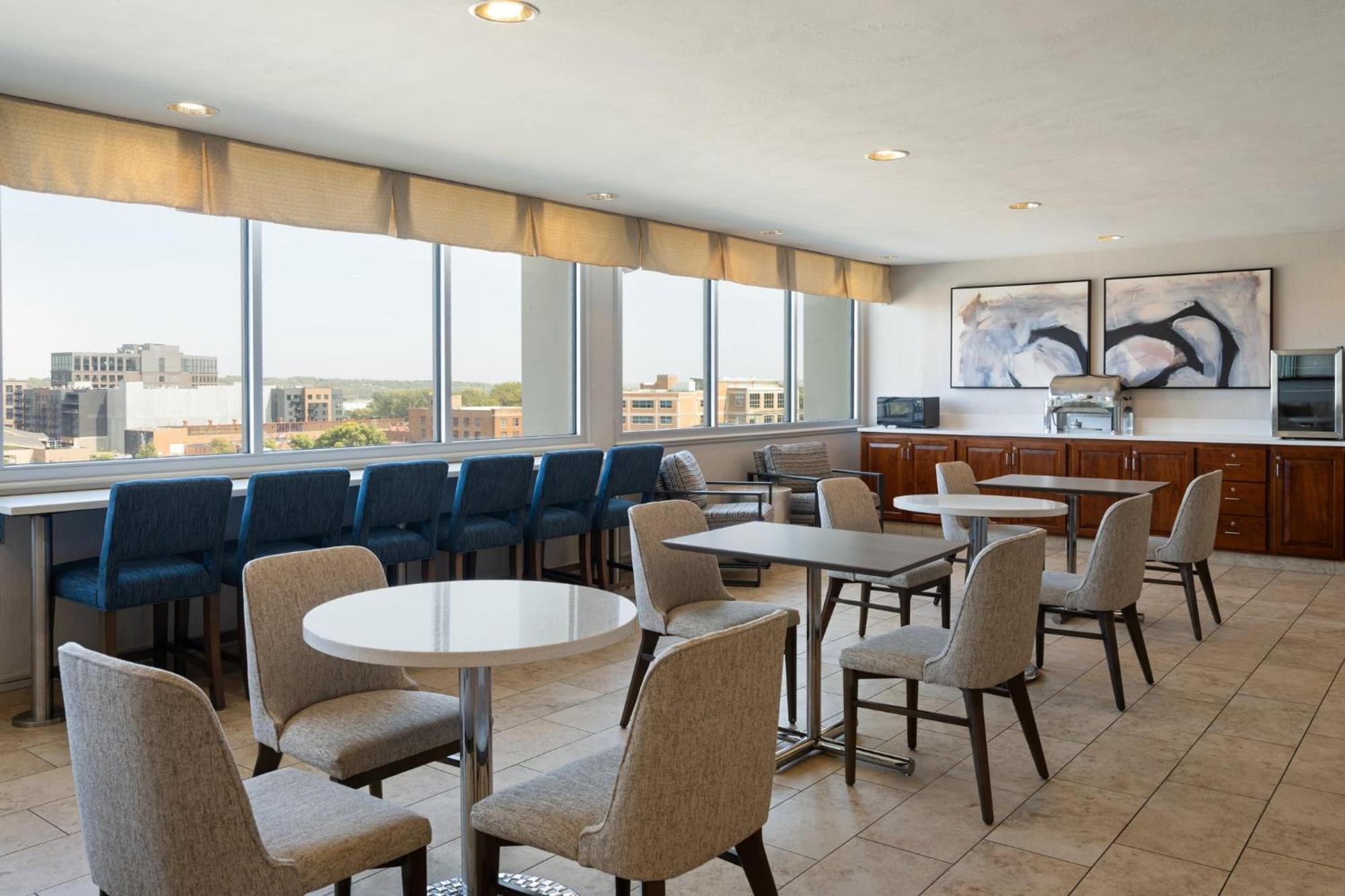 Holiday Inn Sioux Falls-City Center By Ihg Exteriör bild